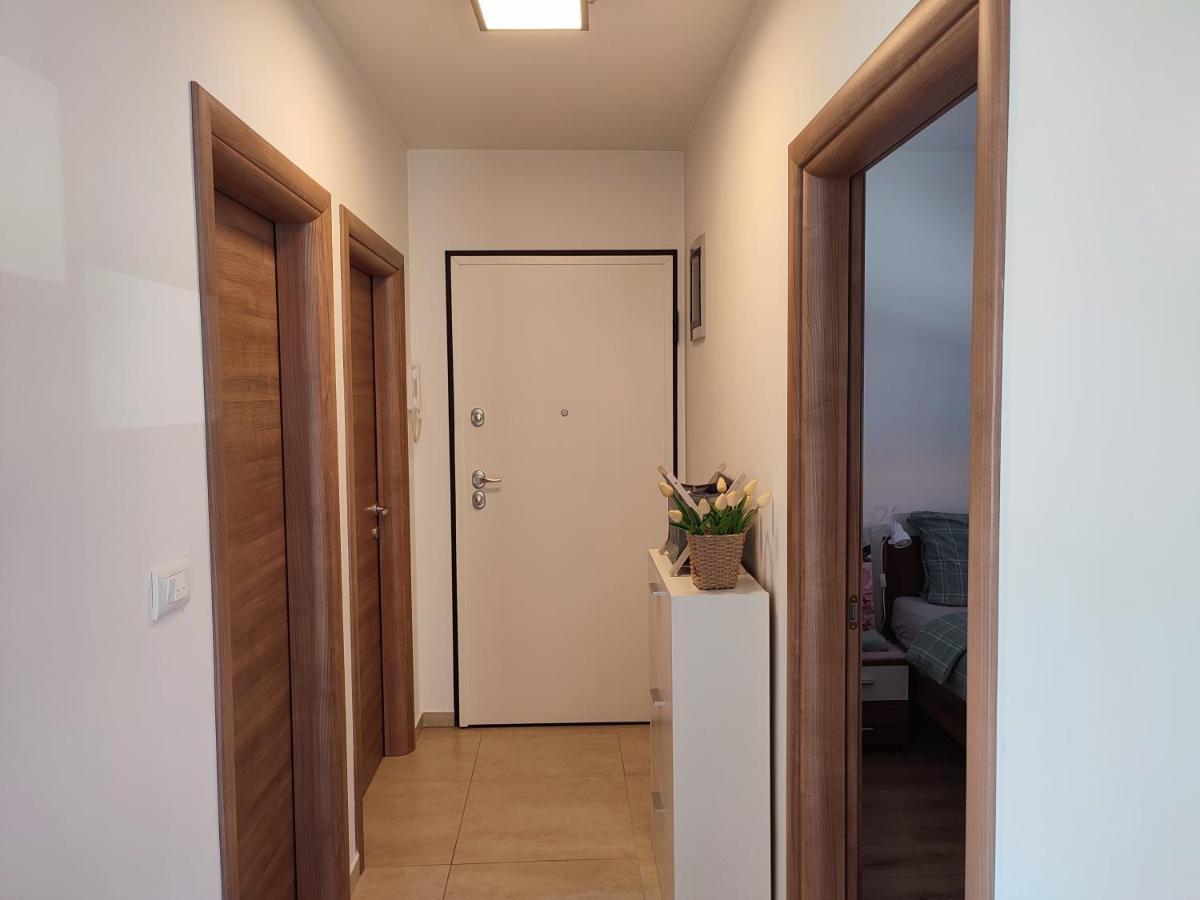 Nina Apartment Pula Exterior photo